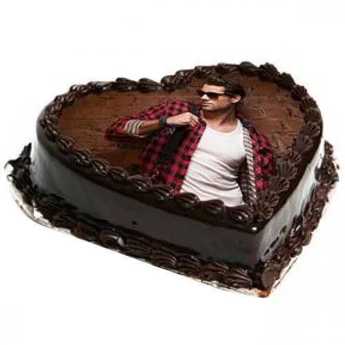 Sending Chocolate Photo Cake in Heart-Shape