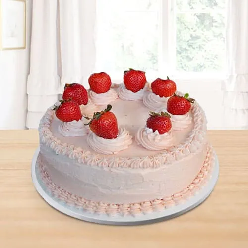 Deliver Enticing Strawberry Cake for Birthday