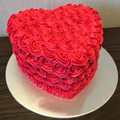 Delicious Heart Shape Strawberry Rose Cake