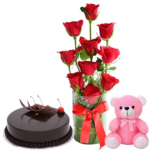 Feeling Love Gift of Red Roses, Chocolate Cake n Teddy