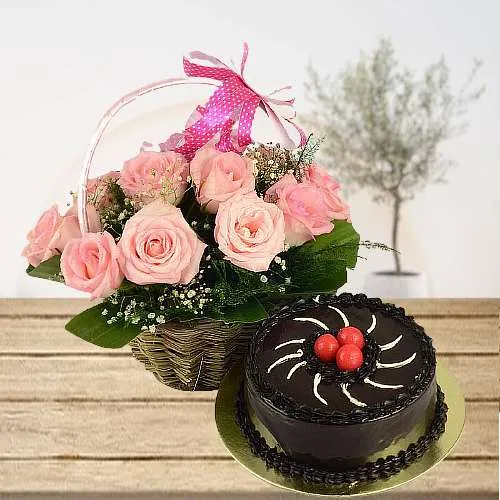 Impressive Combo of Pink Roses n Choco Truffle Cake