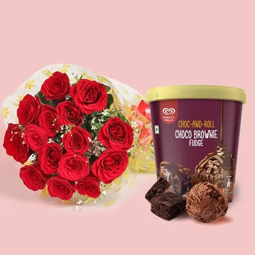 Tasty Kwality Walls Choco Brownie Fudge Ice Cream with Red Roses Bouquet