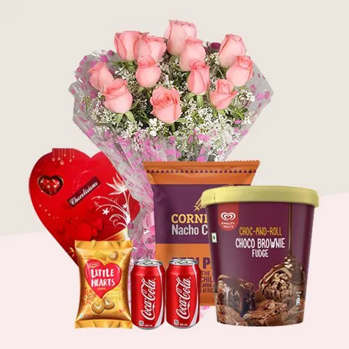 Delicious Kwality Walls Ice Cream Hamper with Rosy Treat
