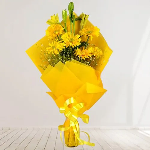 Yellow Sunshine Gerbera n Lily Bunch
