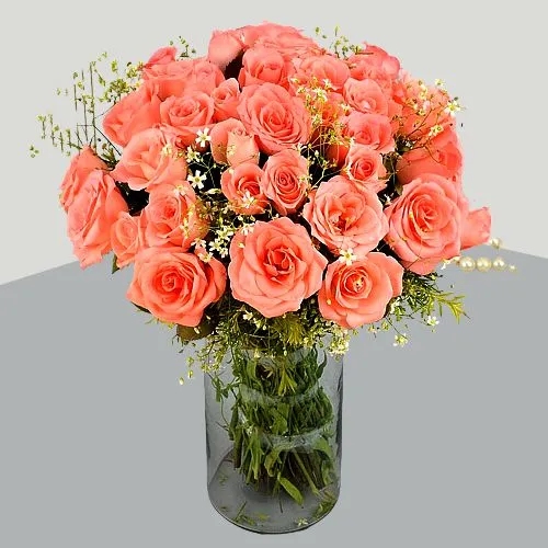 Artistic Collection of Pink Roses in a Vase 	