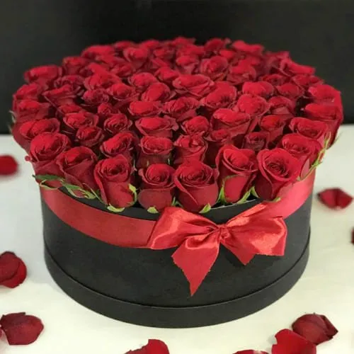 Amusing Big Box of Red Roses